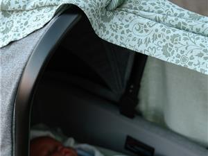 lodger Swaddle clips groen met print